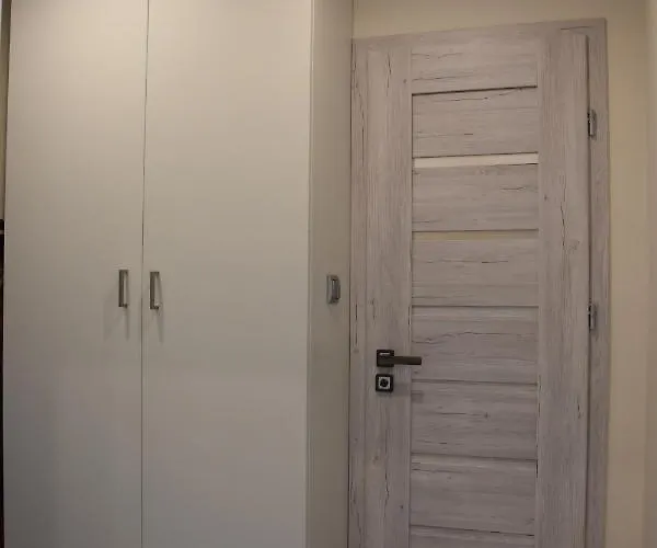 Centrum - Aleja Swietego Jana Pawla Ii 아파트